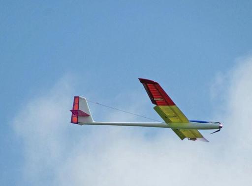 /files/TopmodelCZ Prelude 2.5M EP Thermal Glider 5.JPG